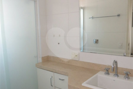 Apartamento à venda com 3 quartos, sendo 1 suíte, em Tatuapé, São Paulo, SP