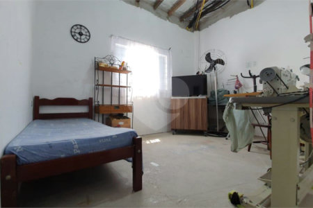 Casa de Vila à venda com 4 quartos em Vila Maria Baixa, São Paulo, SP