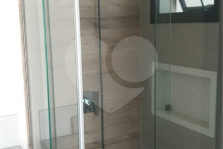Casa à venda com 3 suítes no condomínio Jardim Residencial Dona Lucilla, Indaiatuba - SP