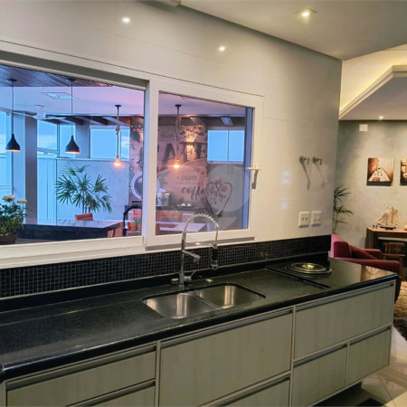 Casa à venda com 3 suítes no condomínio Residencial Chácara Ondina, Sorocaba - SP