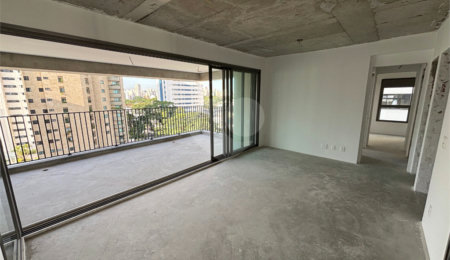 Apartamento à venda com 3 suítes em Moema, São Paulo, SP