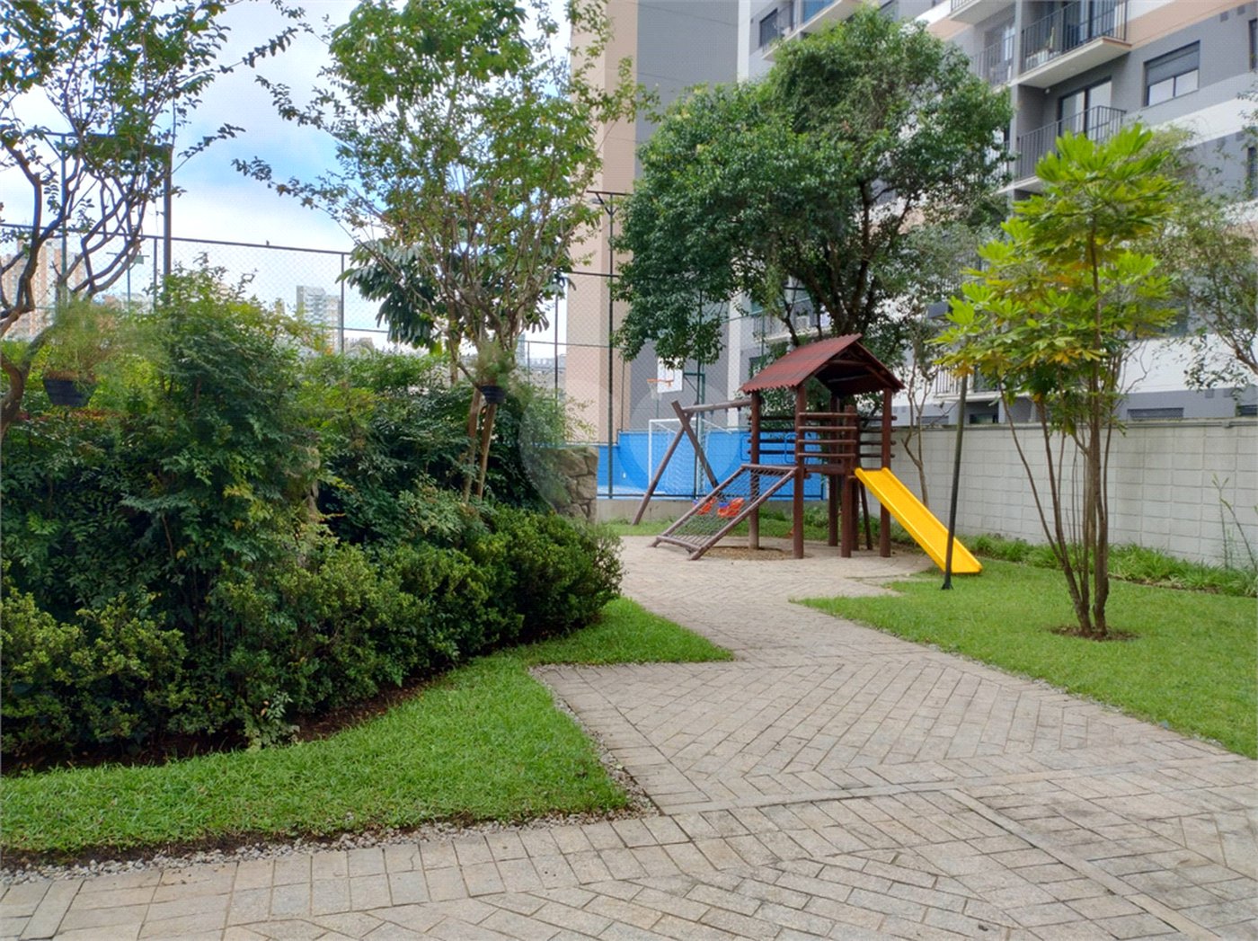 Apartamento para alugar com 3 suítes em Campo Belo, São Paulo, SP