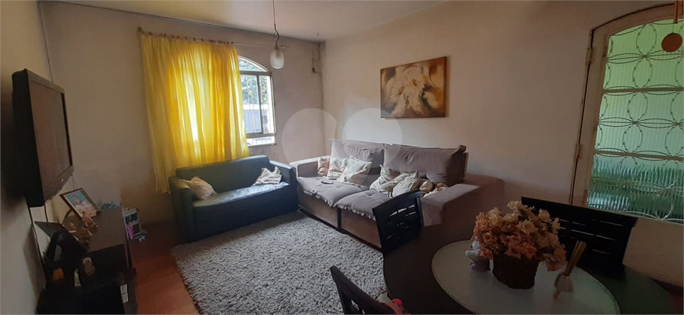 Sobrado à venda com 2 quartos em Tremembé, São Paulo, SP