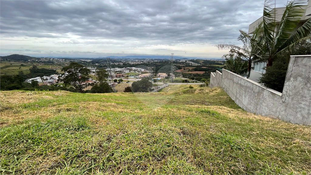 Terreno à venda no condomínio Residencial Campo de Toscana, Vinhedo - SP