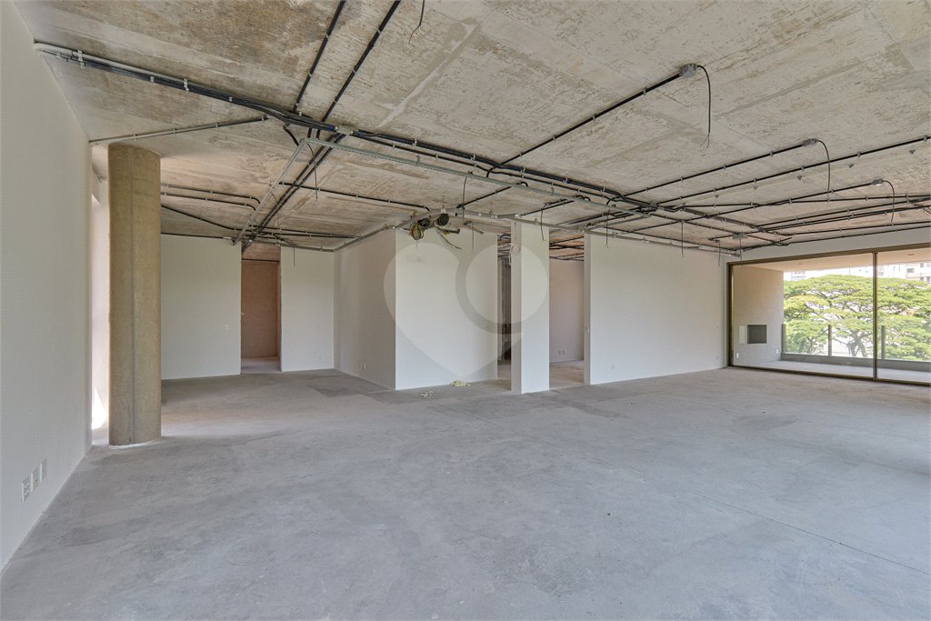 Apartamento à venda com 4 suítes em Vila Nova Conceição, São Paulo, SP