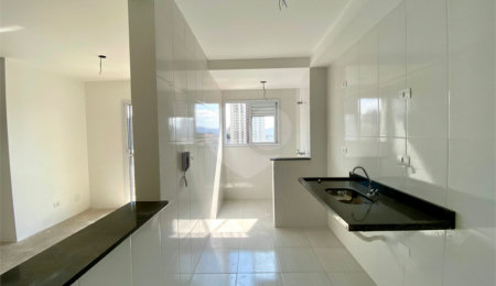 Apartamento à venda com 2 quartos, sendo 1 suíte,  em Vila Galvão, Guarulhos, SP