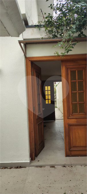 Casa de Vila à venda com 3 quartos, sendo 2 suítes, em Santo Amaro, São Paulo, SP