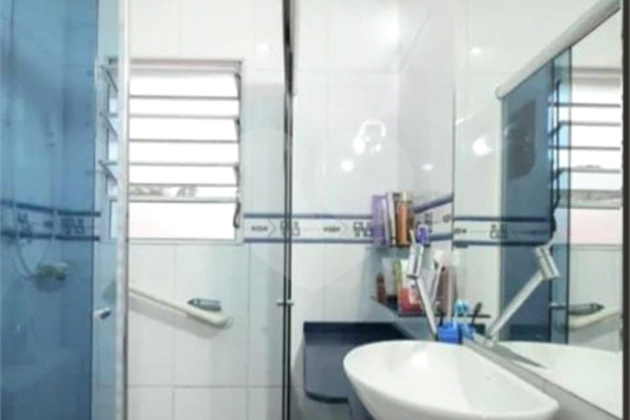 Sobrado à venda com 4 quartos, sendo 2 suítes, em Lauzane Paulista, São Paulo, SP