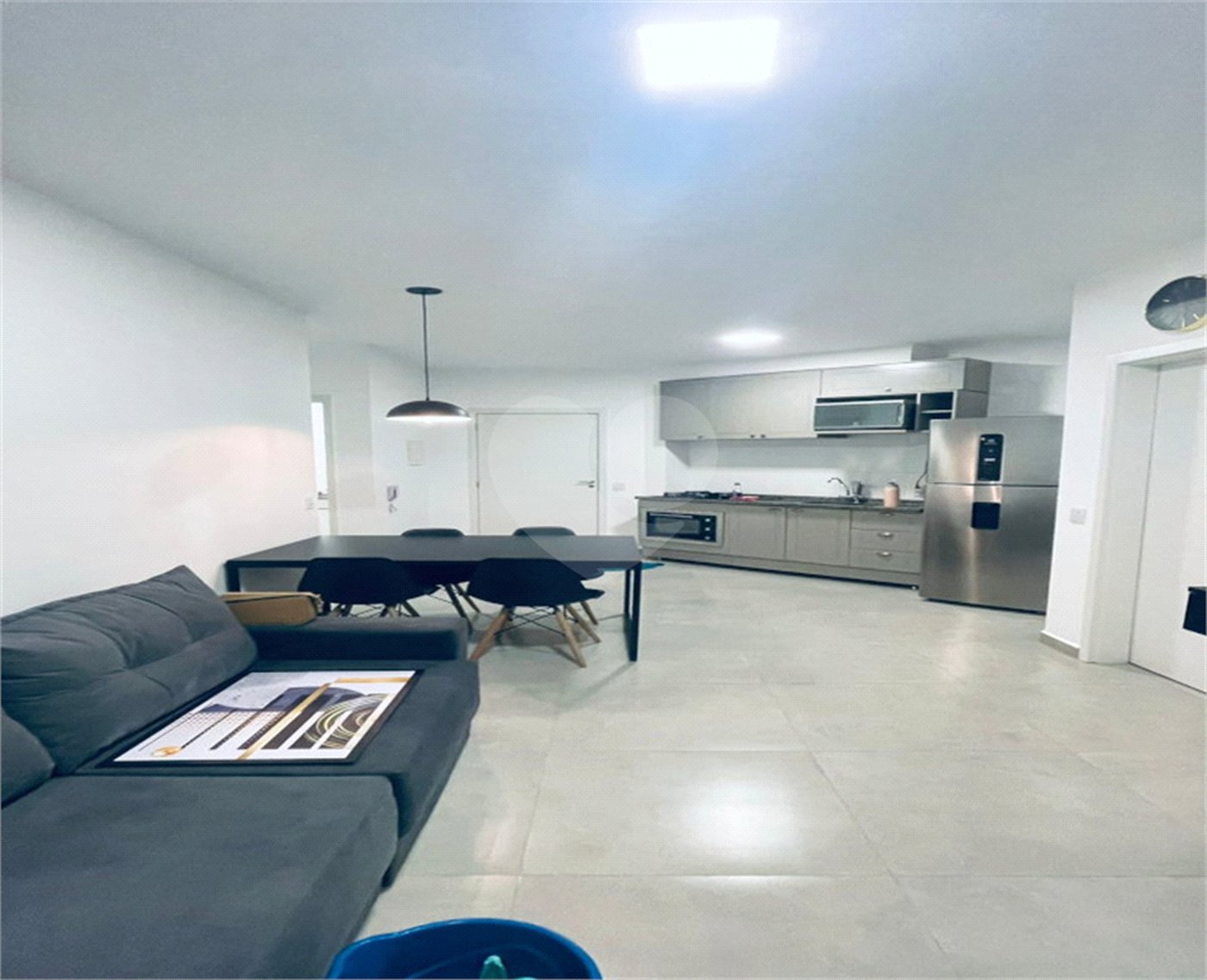 Apartamento à venda com 2 quartos, sendo 1 suíte, no condomínio Parque Dos Girassois, São Carlos - SP