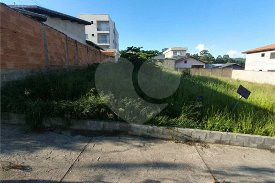Terreno de 372m² à venda no Jardim Caldense