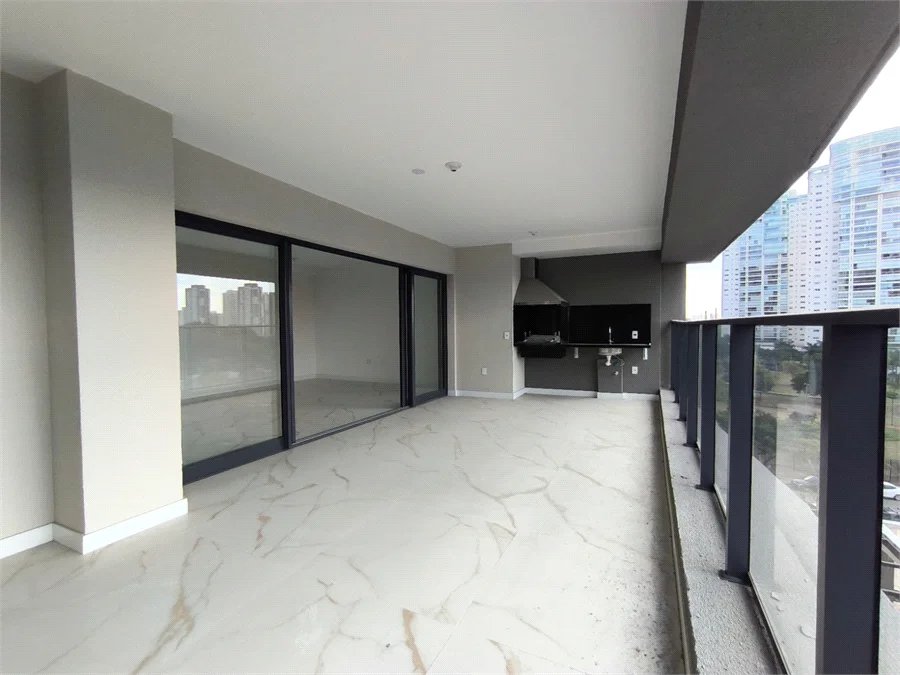 Apartamento à venda ou para alugar com 3 suítes em Água Branca, São Paulo, SP
