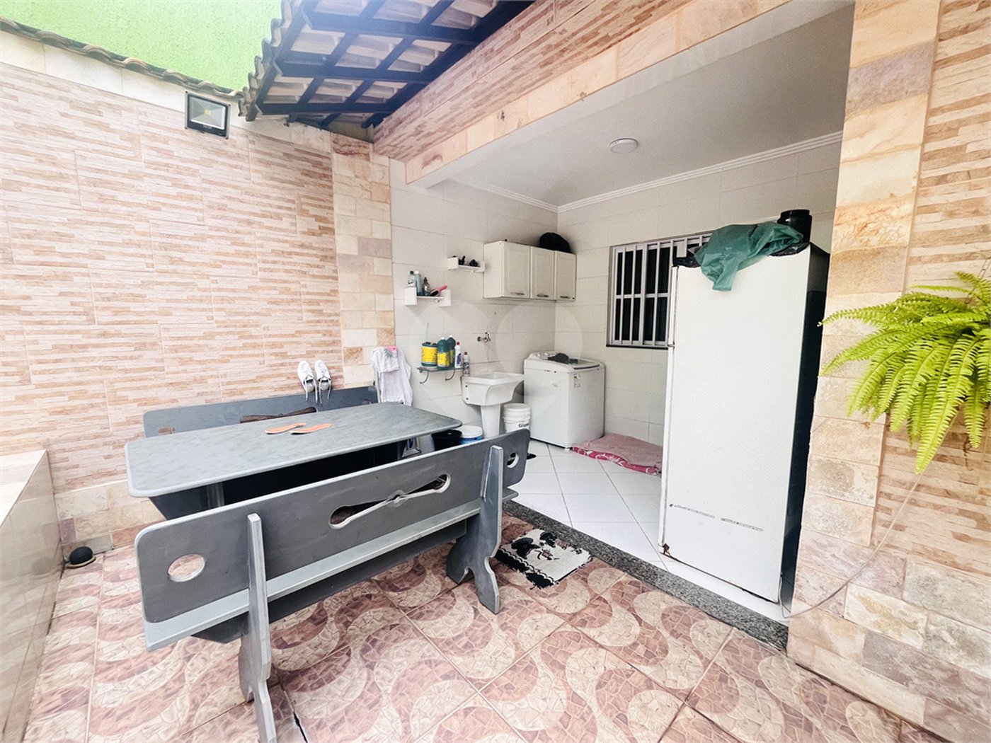 Casa à venda com 3 quartos, sendo 1 suíte, em Campo Grande, Rio de Janeiro, RJ