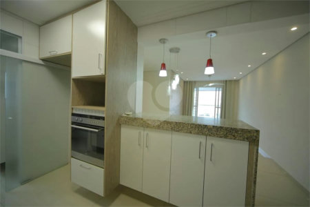 Apartamento à venda com 3 quartos, sendo 1 suíte, em Vila Lusitânia, São Bernardo do Campo, SP