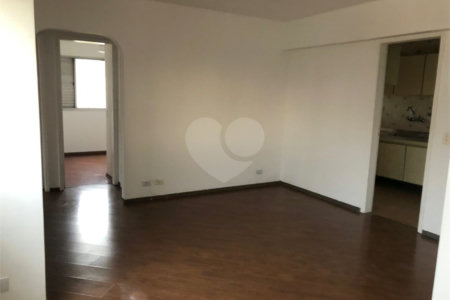 Apartamento à venda ou para alugar com 3 quartos, sendo 1 suíte, em Alto da Lapa, São Paulo, SP