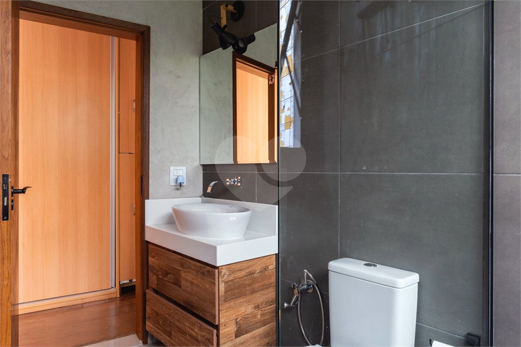 Casa Térrea à venda com 3 quartos, sendo 2 suítes,  em Vila Ipojuca, São Paulo, SP