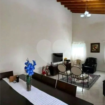 Casa em condomínio à venda com 3 quartos, sendo 2 suítes, no Centro, Bom Jesus dos Perdões, SP