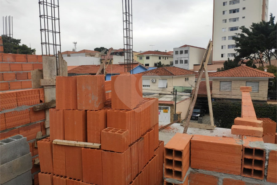 Casa para alugar com 1 quarto no condomínio Residencial Nivi, São Paulo - SP
