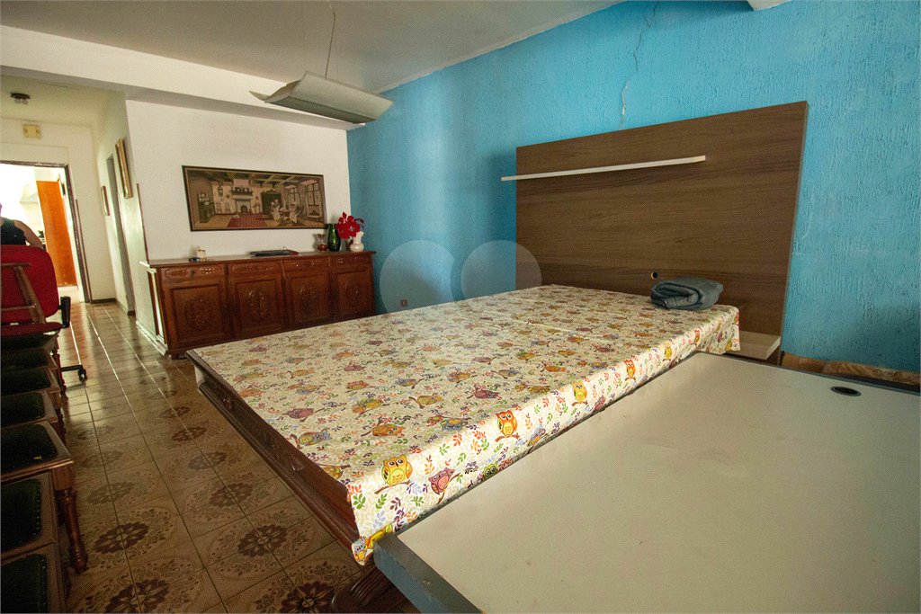 Casa à venda com 3 quartos, sendo 1 suíte, em Vila Junqueira, São Roque, SP