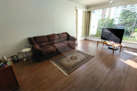 Casa à venda com 6 quartos, sendo 3 suítes, em Jardim Brasil (zona Sul), São Paulo, SP