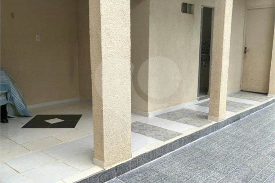 Casa à venda com 4 quartos, sendo 1 suíte, no condomínio Estancia da Serra / Residencial Nova Mairipora, Mairiporã - SP