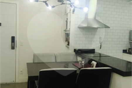 Apartamento à venda com 2 quartos, sendo 1 suíte, em Jardim Flor da Montanha, Guarulhos, SP