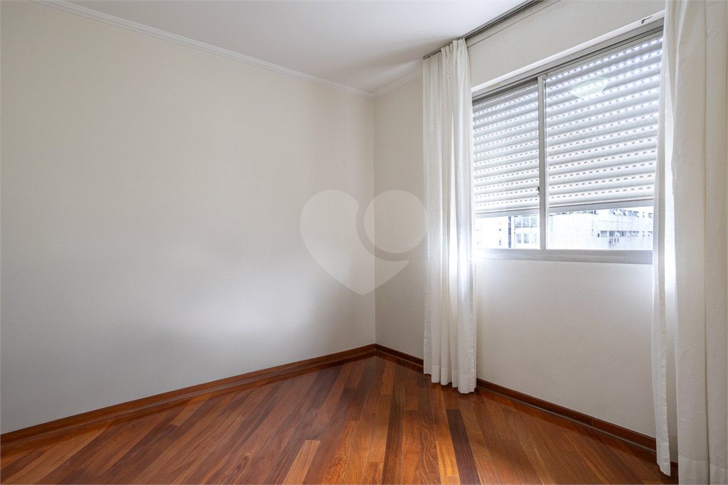 Apartamento à venda com 3 quartos, sendo 1 suíte, em Jardim Paulista, São Paulo, SP