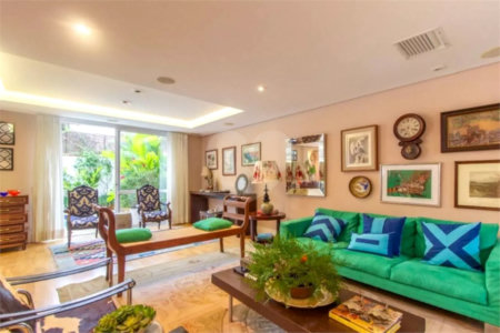 Casa à venda ou para alugar com 4 suítes no condomínio Araucárias, São Paulo - SP