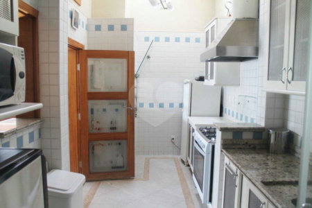 Casa à venda ou para alugar com 5 suítes no condomínio Arataca, São Paulo - SP