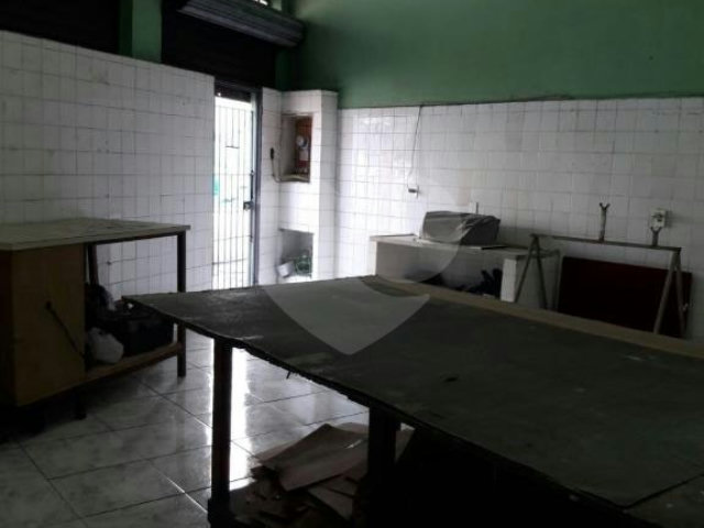 Prédio à venda com 5 quartos, sendo 1 suíte,  em Lauzane Paulista, São Paulo, SP