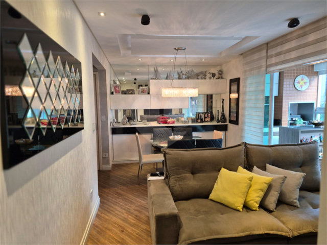 Apartamento à venda com 3 suítes em Santana, São Paulo, SP