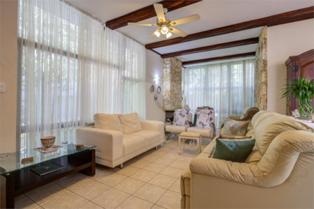 Casa à venda com 3 quartos, sendo 1 suíte, em Alto da Boa Vista, São Paulo, SP