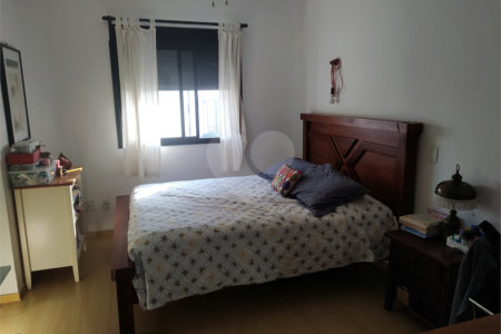 Apartamento à venda com 4 suítes em Jardim Marajoara, São Paulo, SP