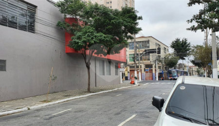 Prédio à venda em Bom Retiro, São Paulo, SP