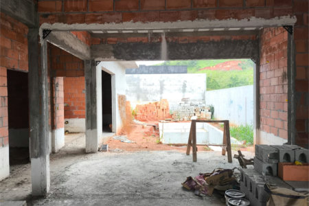 Casa à venda com 3 quartos, sendo 1 suíte, no condomínio Loteamento Parque Residencial Serras de Atibaia Ii, Atibaia - SP