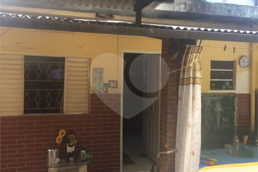 Casa Térrea à venda com 3 quartos, sendo 2 suítes, no Brasilândia, São Paulo, SP