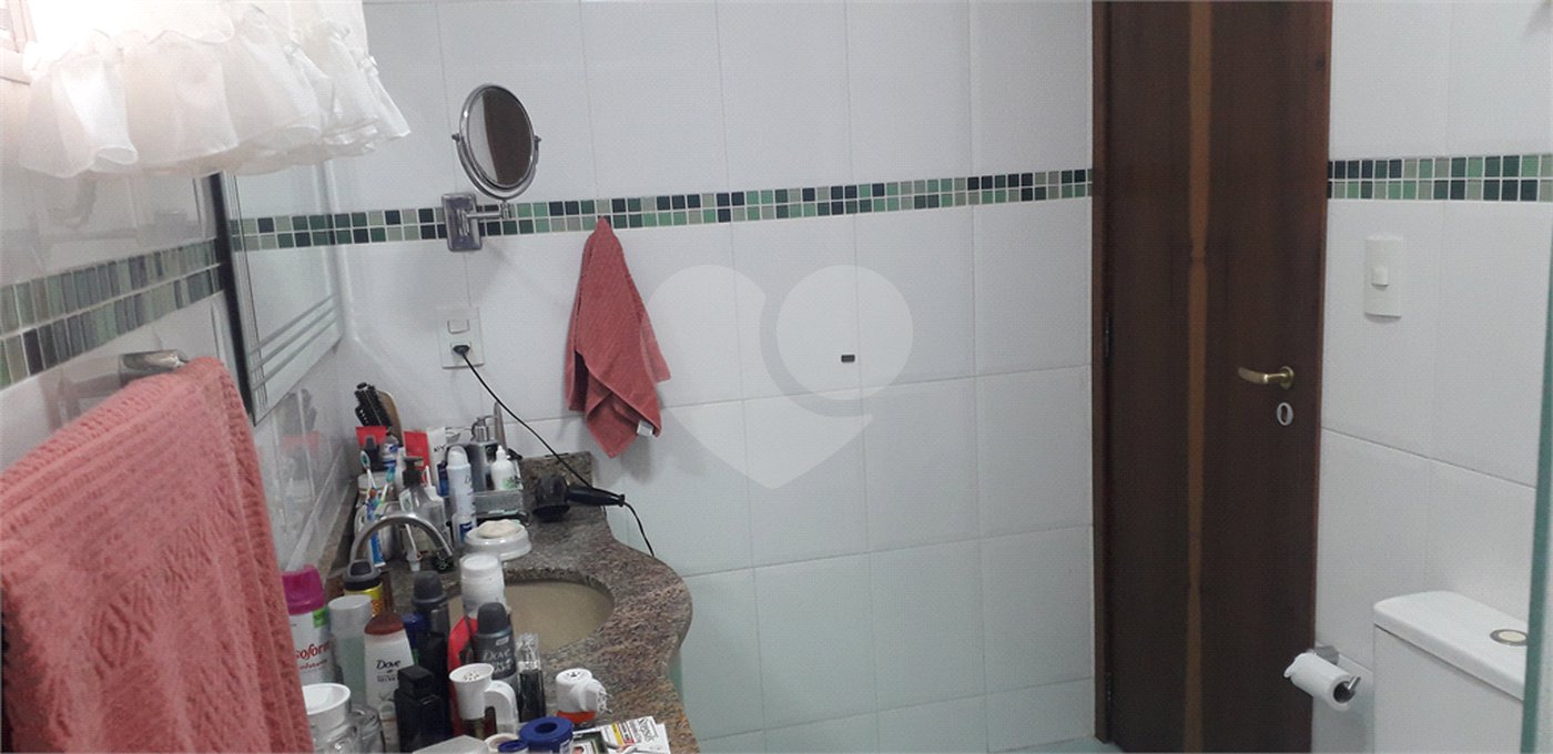 Casa à venda com 3 quartos, sendo 2 suítes, em Jardim Leonor, São Paulo, SP