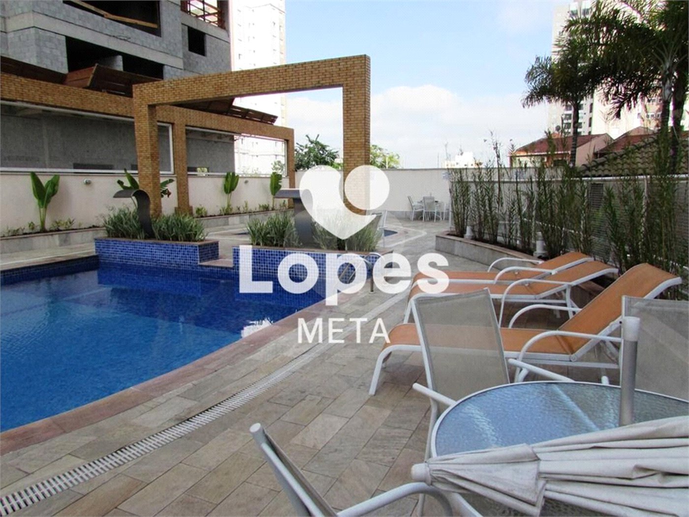 Apartamento à venda com 3 quartos, sendo 1 suíte, em Parque Residencial Aquarius, São José dos Campos, SP