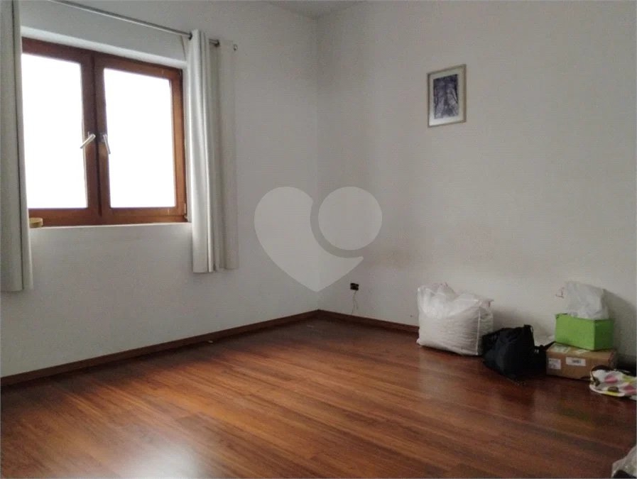 Vende-se ou Aluga-se Casa com 400 m2 na Vila Mascote