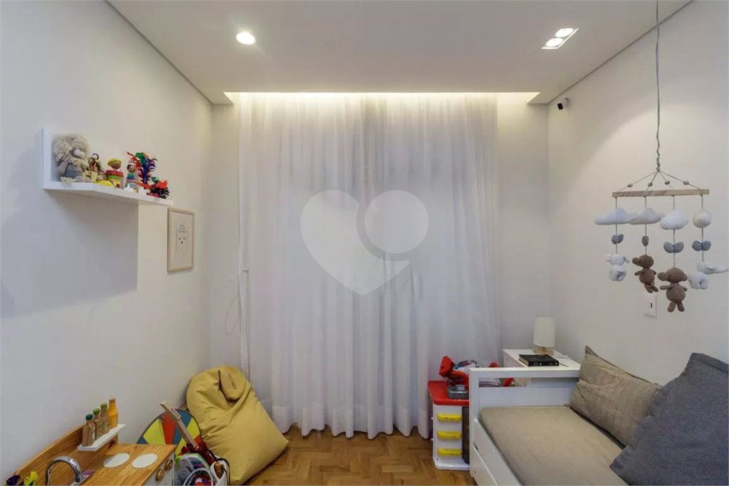 Apartamento à venda com 4 quartos, sendo 2 suítes, em Higienópolis, São Paulo, SP