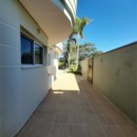 Casa à venda com 4 quartos, sendo 3 suítes, no condomínio Residencial Terras de Vinhedo, Vinhedo - SP