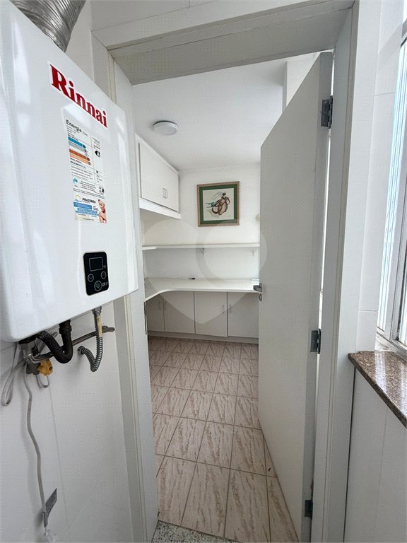Apartamento à venda com 3 quartos, sendo 1 suíte, em Santa Cecília, São Paulo, SP