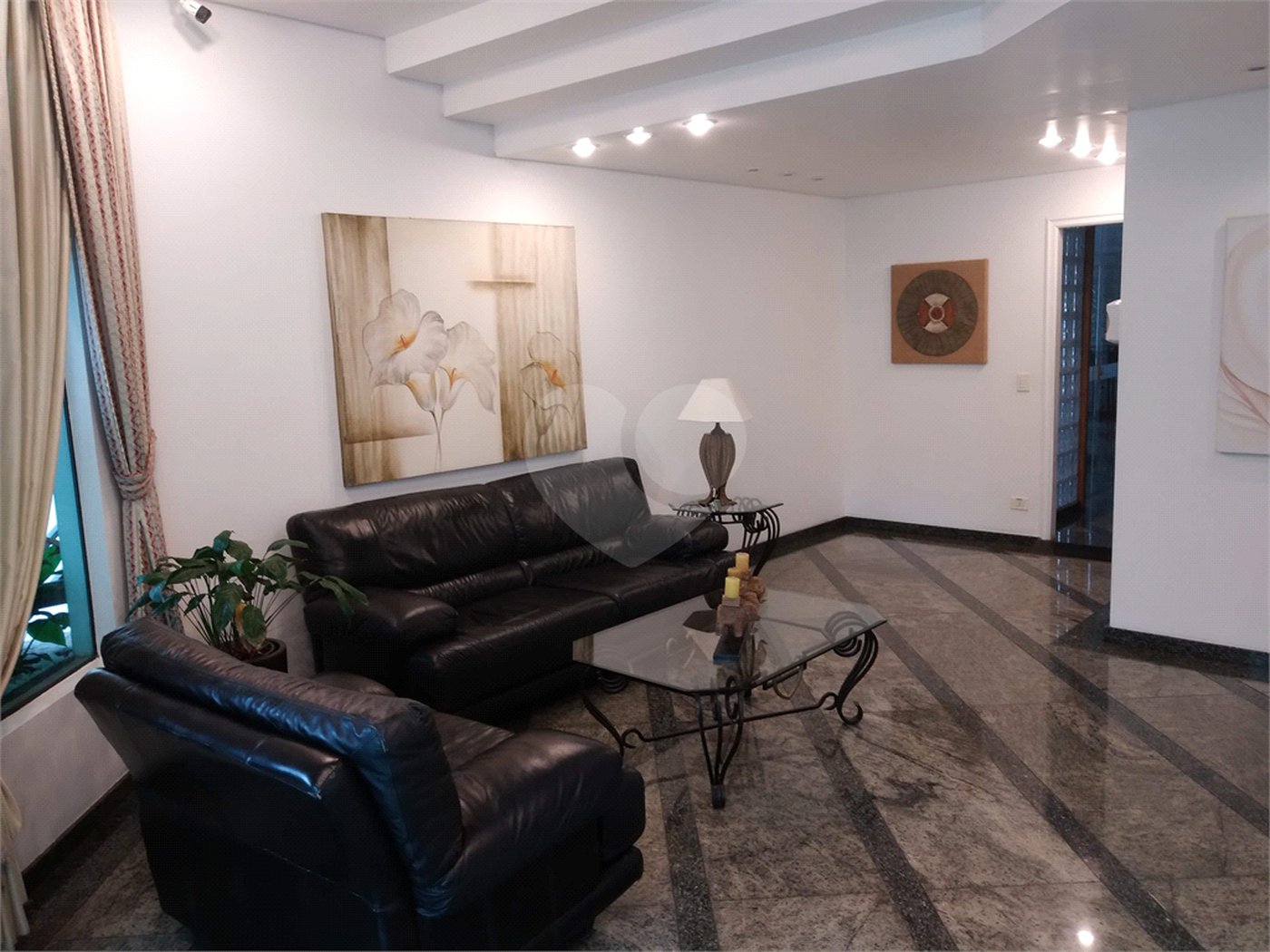 Apartamento à venda com 4 quartos, sendo 2 suítes, em Vila Monumento, São Paulo, SP
