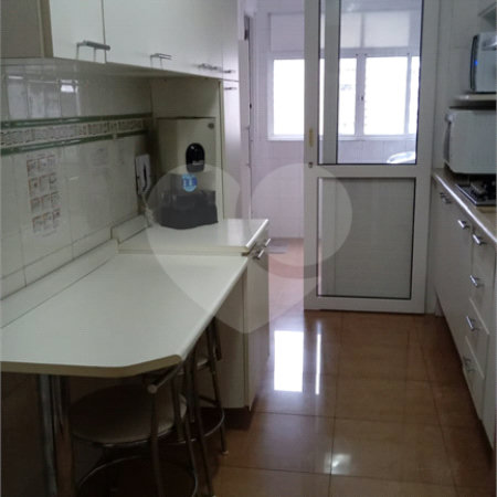 Apartamento à venda com 3 quartos, sendo 1 suíte,  em Vila Mariana, São Paulo, SP