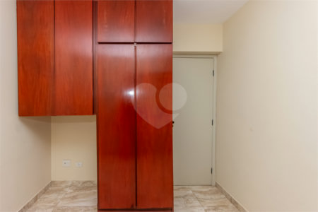 Apartamento à venda com 3 quartos, sendo 1 suíte, em Saúde, São Paulo, SP