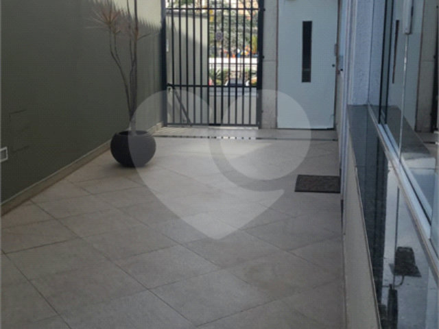 Casa à venda ou para alugar com 2 suítes no condomínio Santa Teresinha, São Paulo - SP