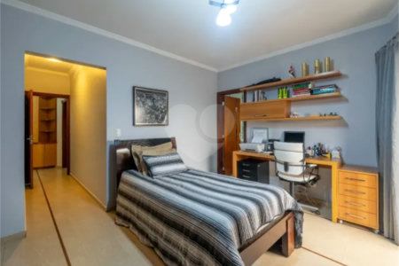 Sobrado à venda com 3 suítes em Chácara Inglesa (zona Norte), São Paulo, SP