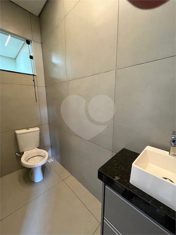 Casa à venda com 3 quartos, sendo 1 suíte, em Jardim Alvorada, Três Lagoas, MS