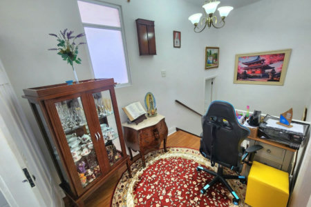 Casa próximo da praia com 3 dormitórios à venda, 128 m² por R$ 1.300.000 - Pompéia - Santos/SP