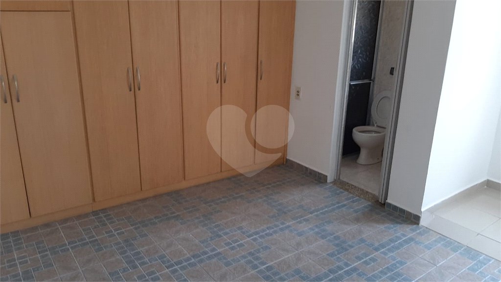 Casa à venda com 3 quartos, sendo 1 suíte, em Jardim Guairaca, São Paulo, SP