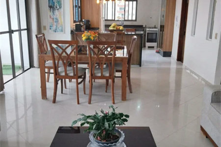 Apartamento à venda com 4 quartos, sendo 1 suíte, em Vila Ipojuca, São Paulo, SP